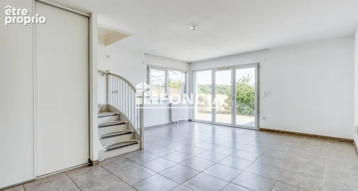 PLAISANCE-DU-TOUCH, Villa T4 récente dans résidence sécurisée avec garage, jardin et terrasse - photo 4