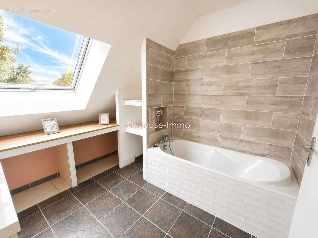 Maison 168 m² à Lanne-En-Baretous  - photo 23