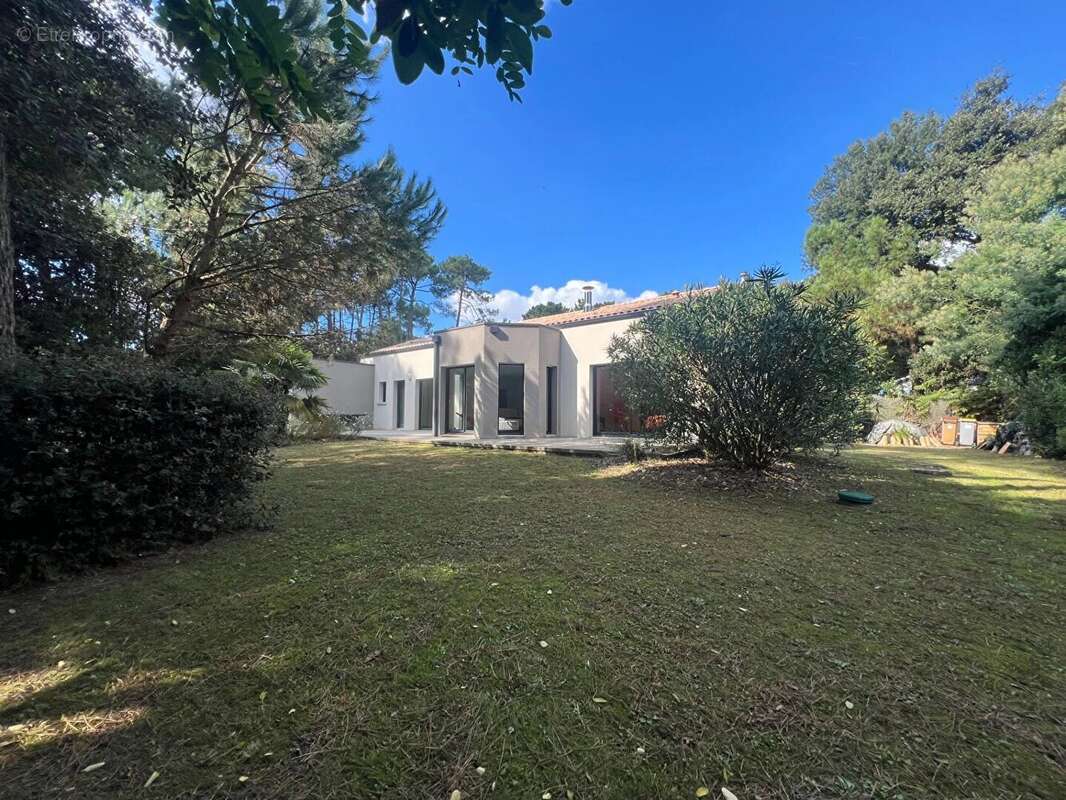 Maison à JARD-SUR-MER