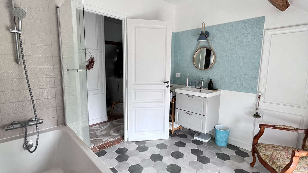 Maison à BANNOST-VILLEGAGNON