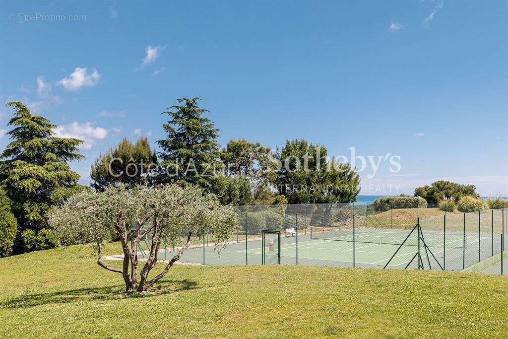 Maison à VILLENEUVE-LOUBET