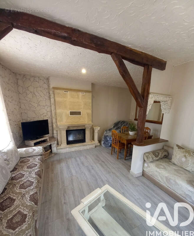 Maison 150 m² à Sury-Es-Bois  - photo 2
