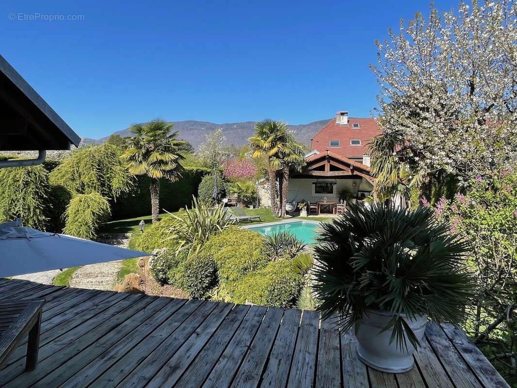 Maison à DIVONNE-LES-BAINS