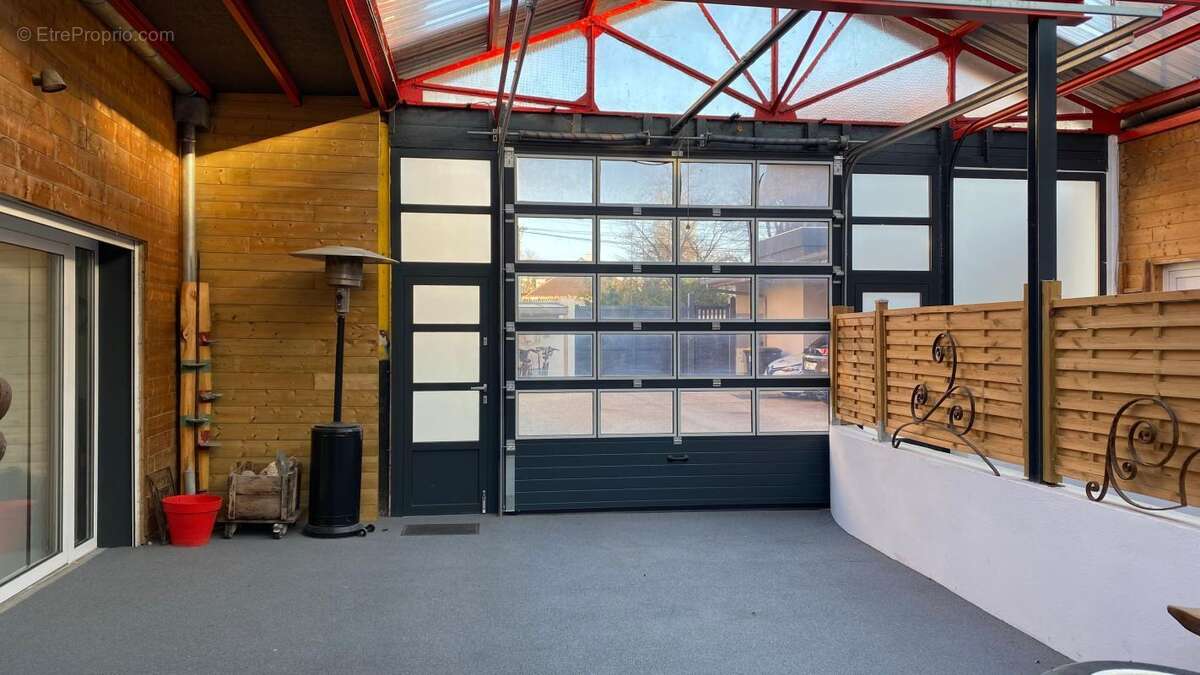 Appartement à SAINT-MAUR-DES-FOSSES
