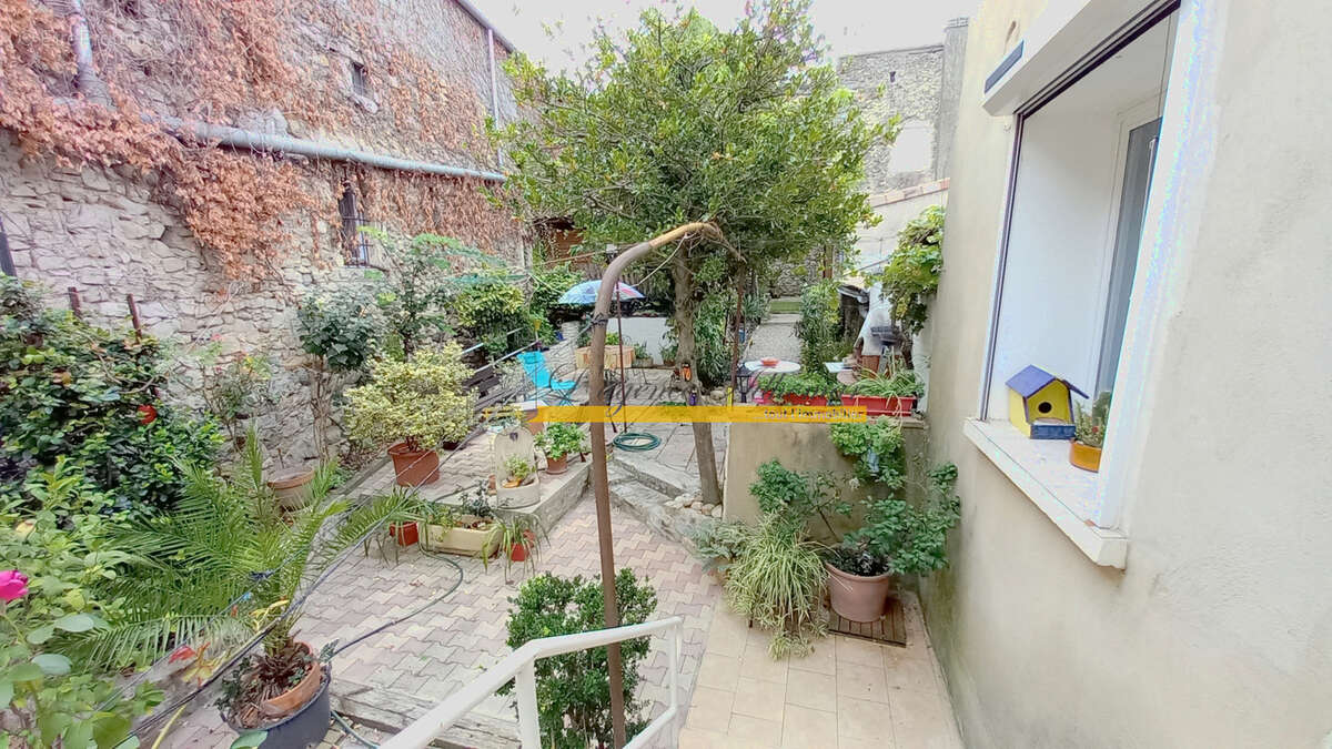 Maison à LA COUCOURDE