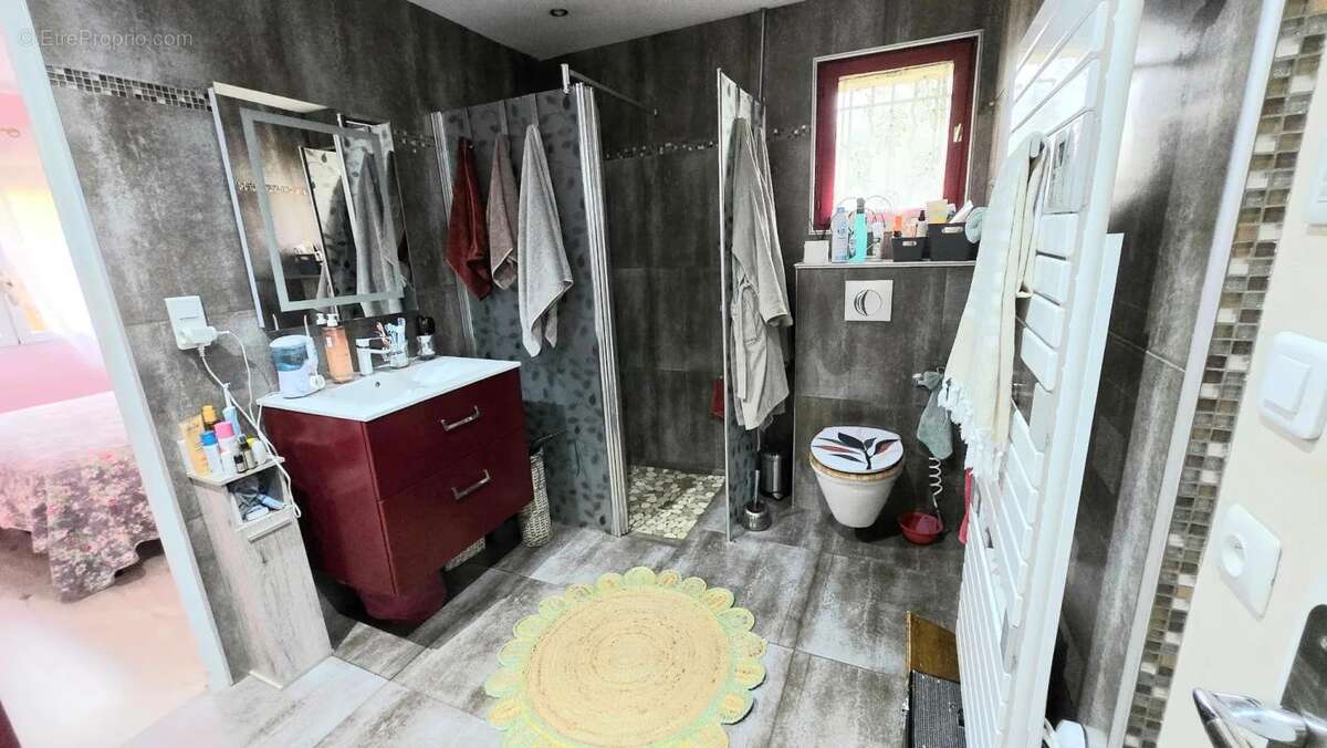 Maison à BELLEVILLE