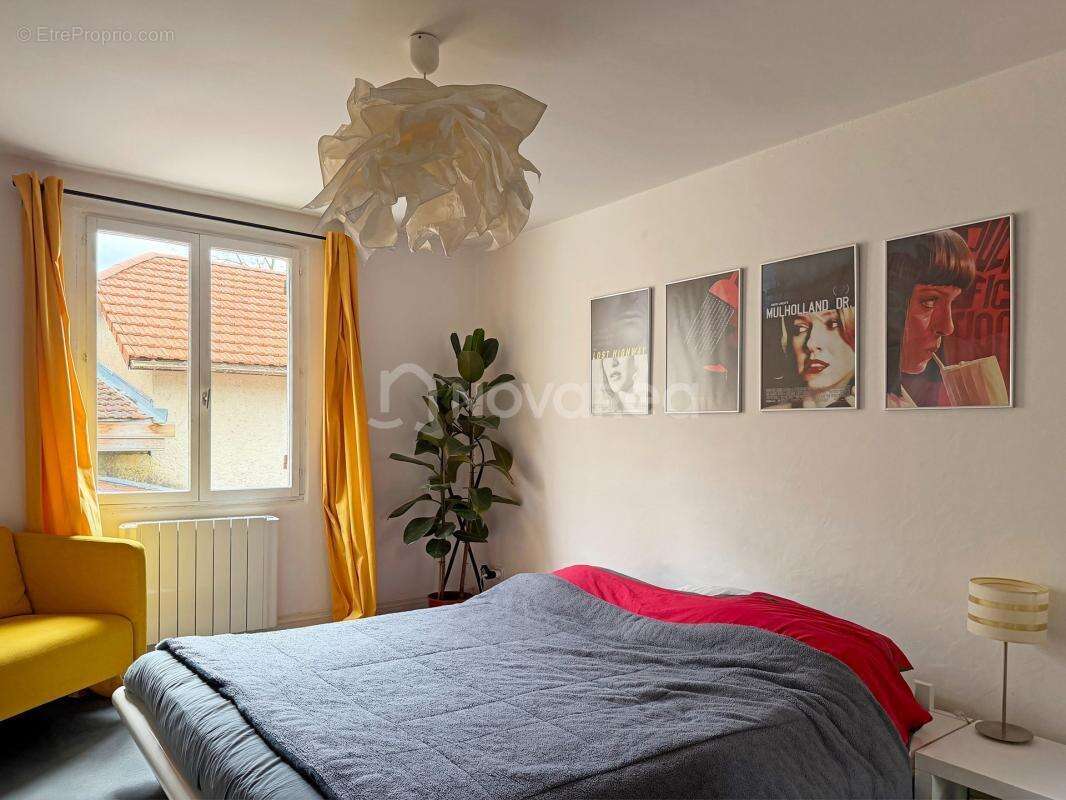 Maison à MAZERES-LEZONS