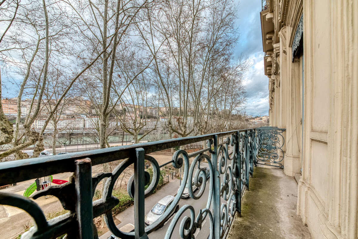 Appartement à LYON-6E