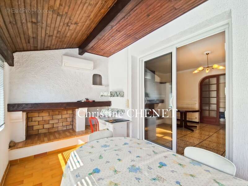 Maison à COURNONTERRAL