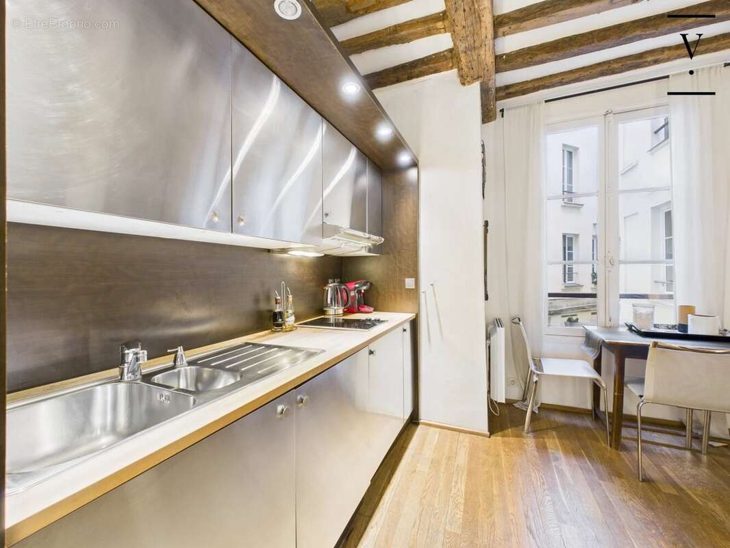 Appartement à PARIS-6E