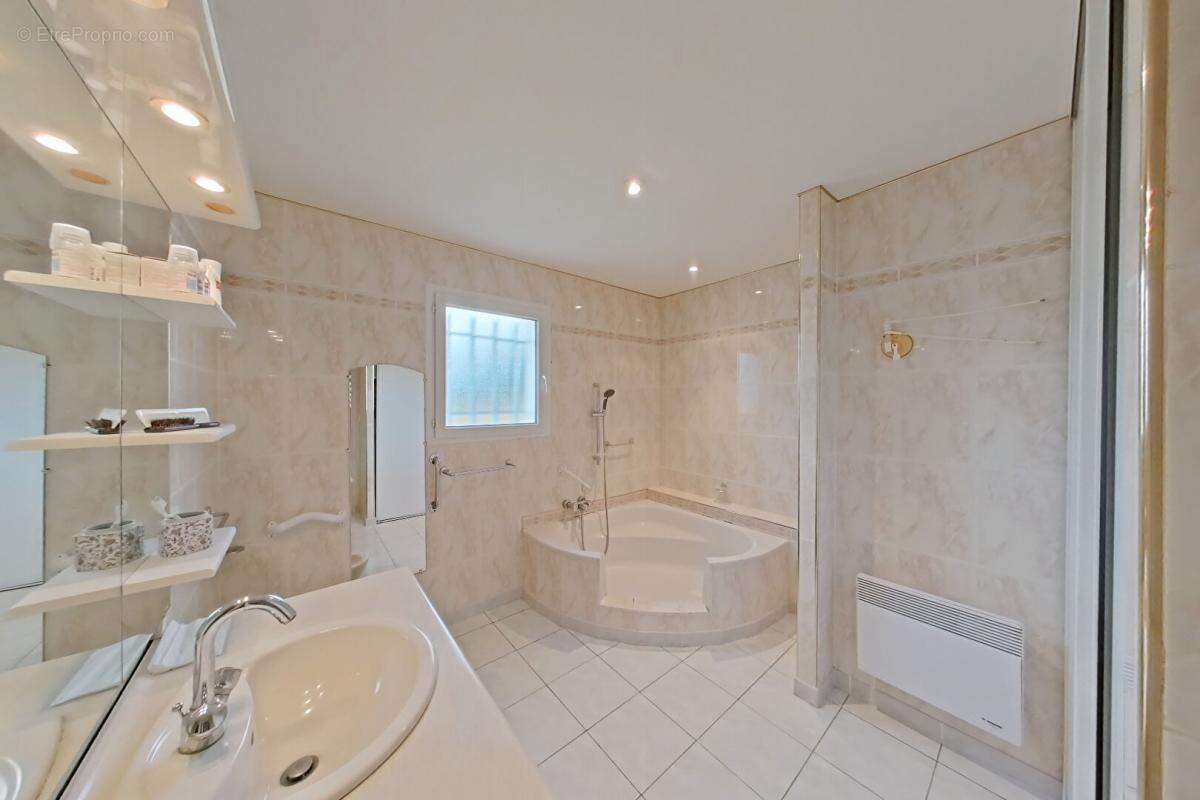 Maison à CARCASSONNE