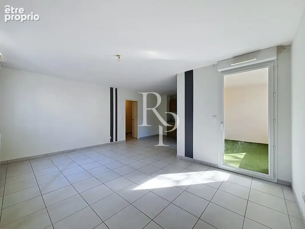 LYON 5e T3 de 70 m2 avec garage double dans résidence 2016 - photo 4