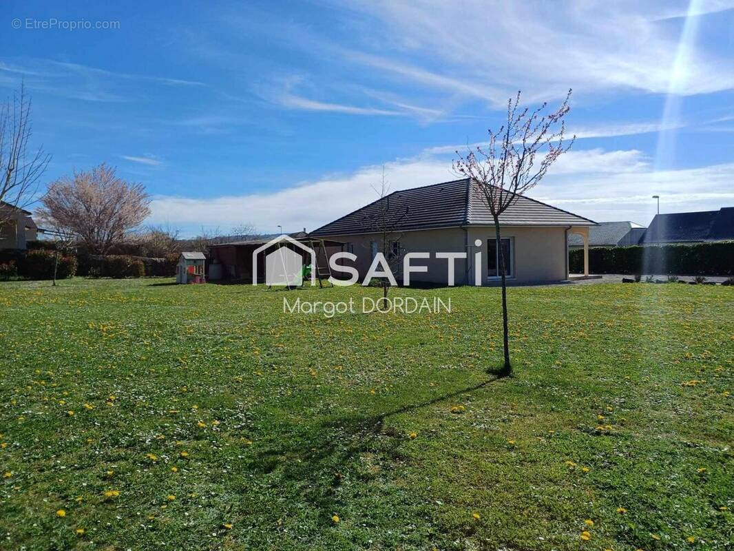 Photo 1 - Maison à RIGNAC