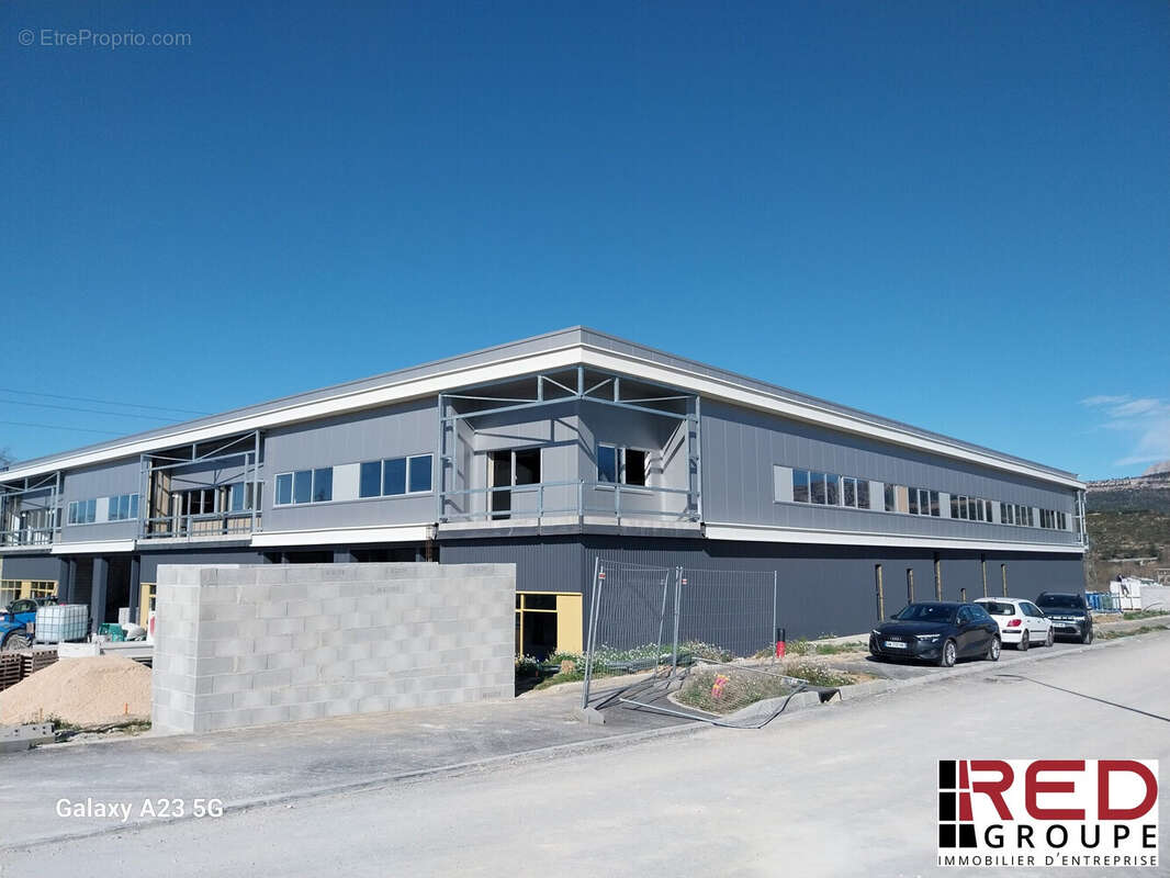 PHOTO SITE SIMILAIRE - Commerce à MARIGNANE