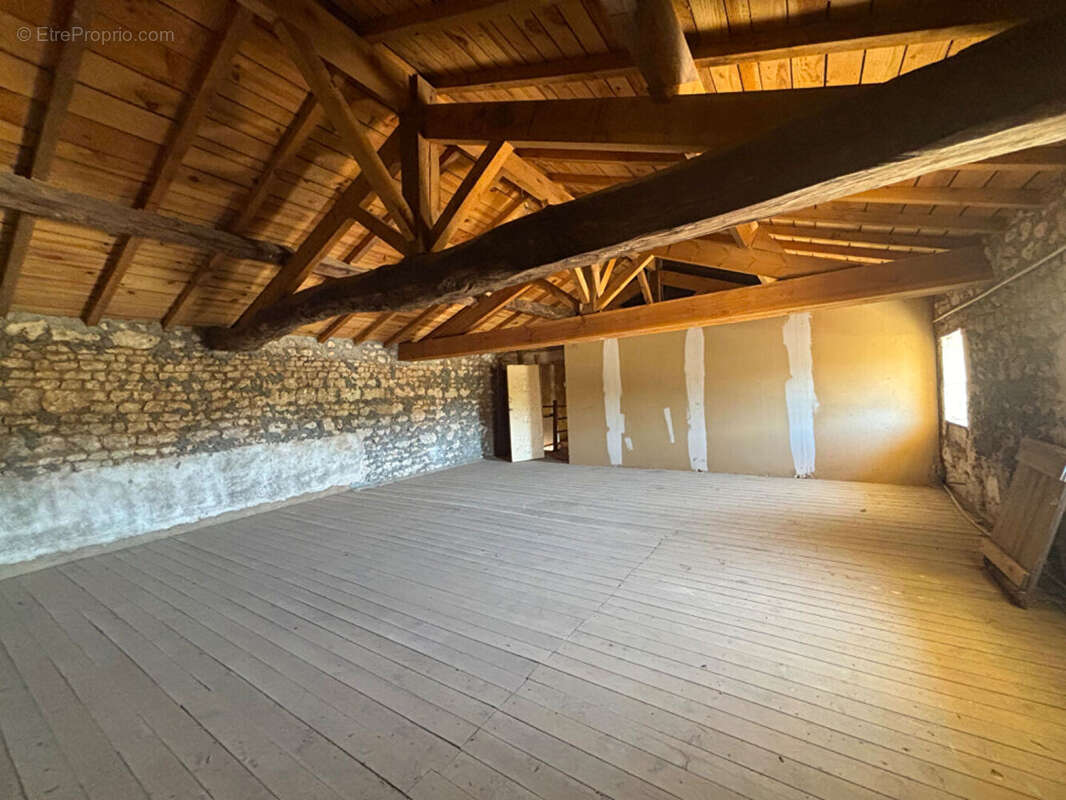 Maison à BALANZAC