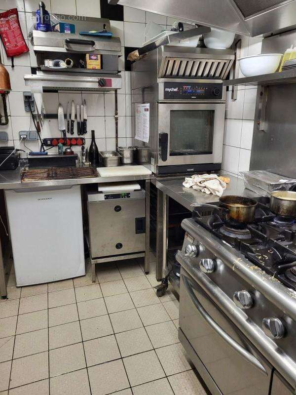 Commerce à PARIS-5E