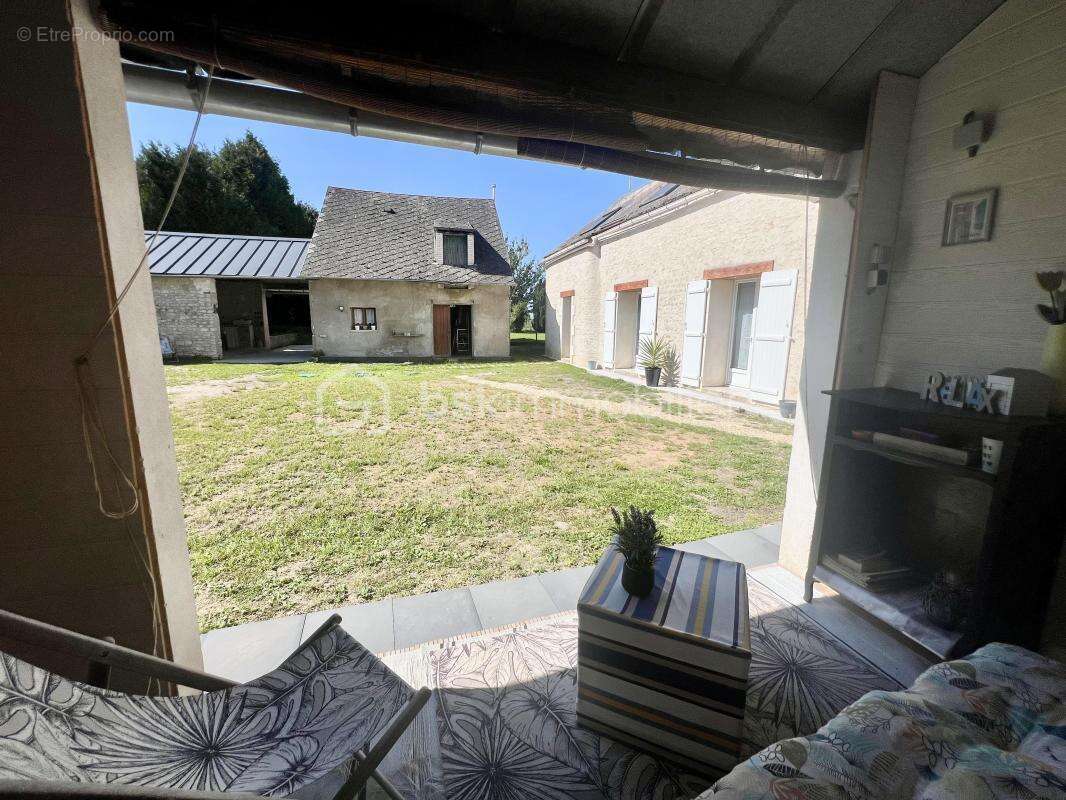 Maison à BAZOCHES-LES-GALLERANDES