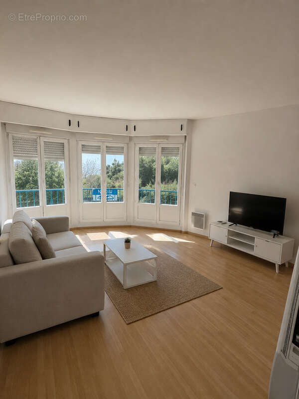 Appartement à LES SORINIERES
