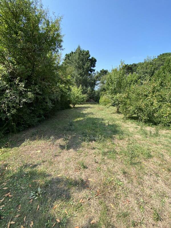 Terrain à GROIX