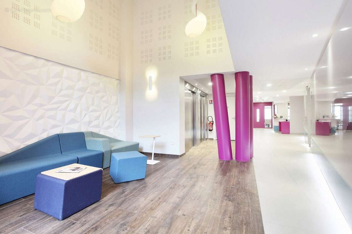 INVESTISSEMENT LOCATIF  Marseille  Résidence de tourisme Odalys City  Appart'hôtel Marseille Le Dôme - 6,71 % de rentabilité - photo 8