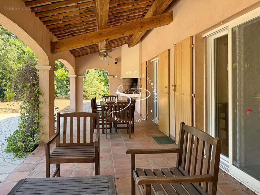 Maison à LORGUES