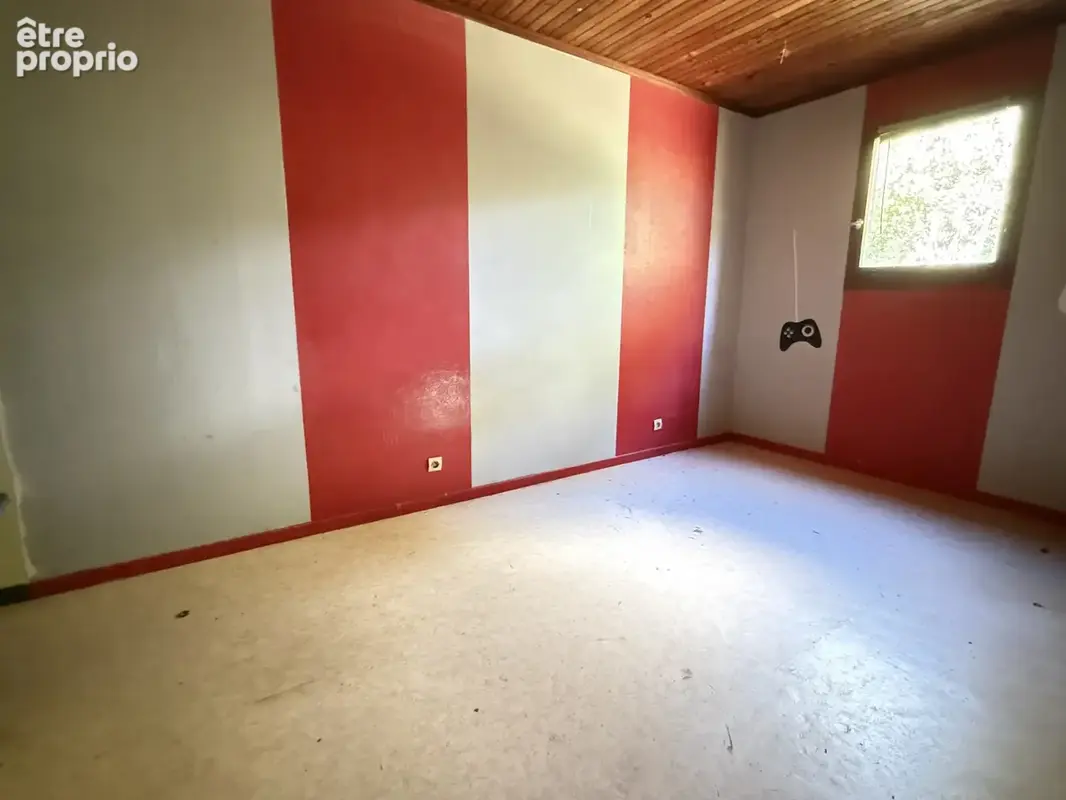 Maison en bois à rénover - secteur calme et naturel - Saint-Rémy-sur-Durolle - photo 8