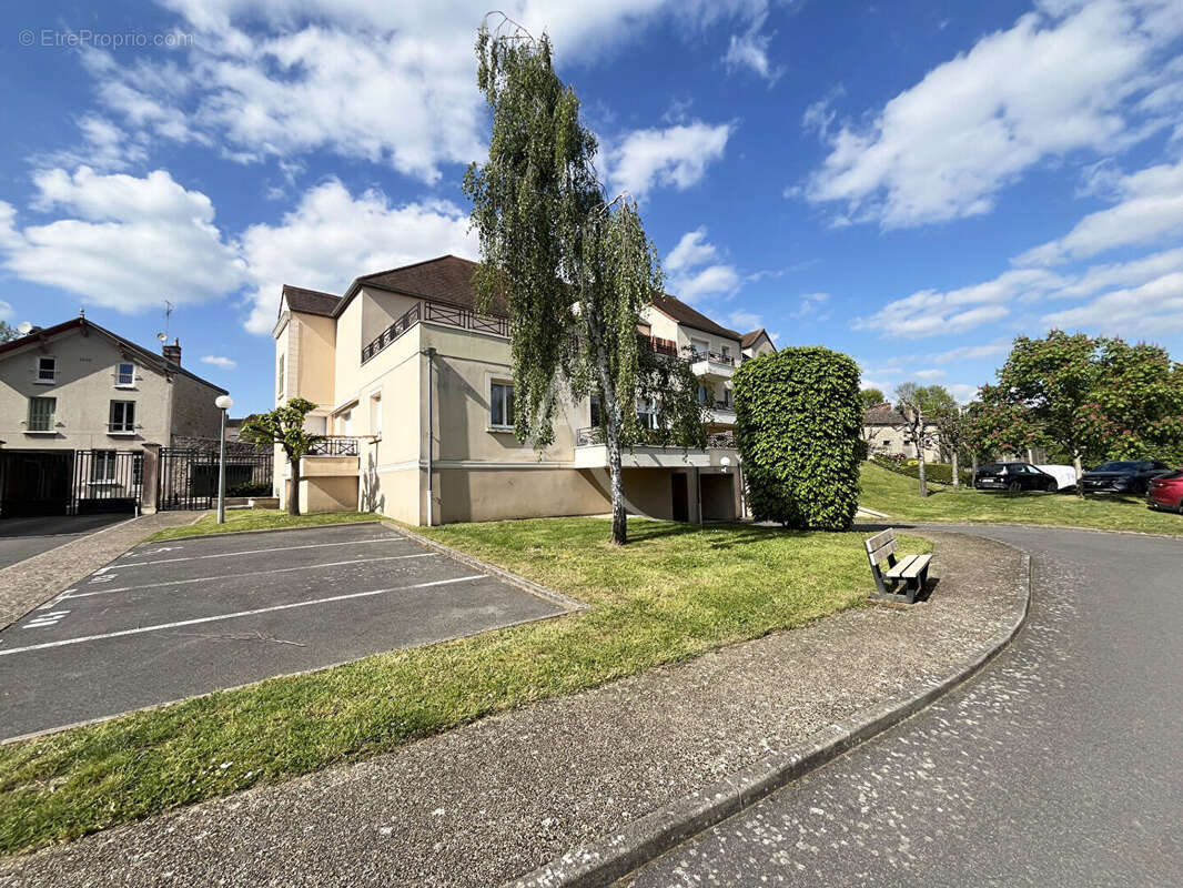 Appartement à DOURDAN