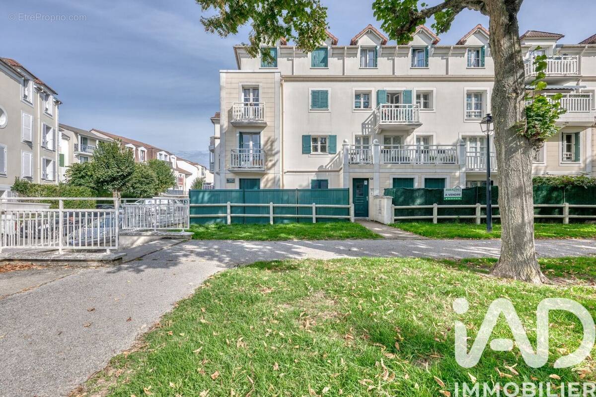 Photo 1 - Appartement à BAILLY-ROMAINVILLIERS