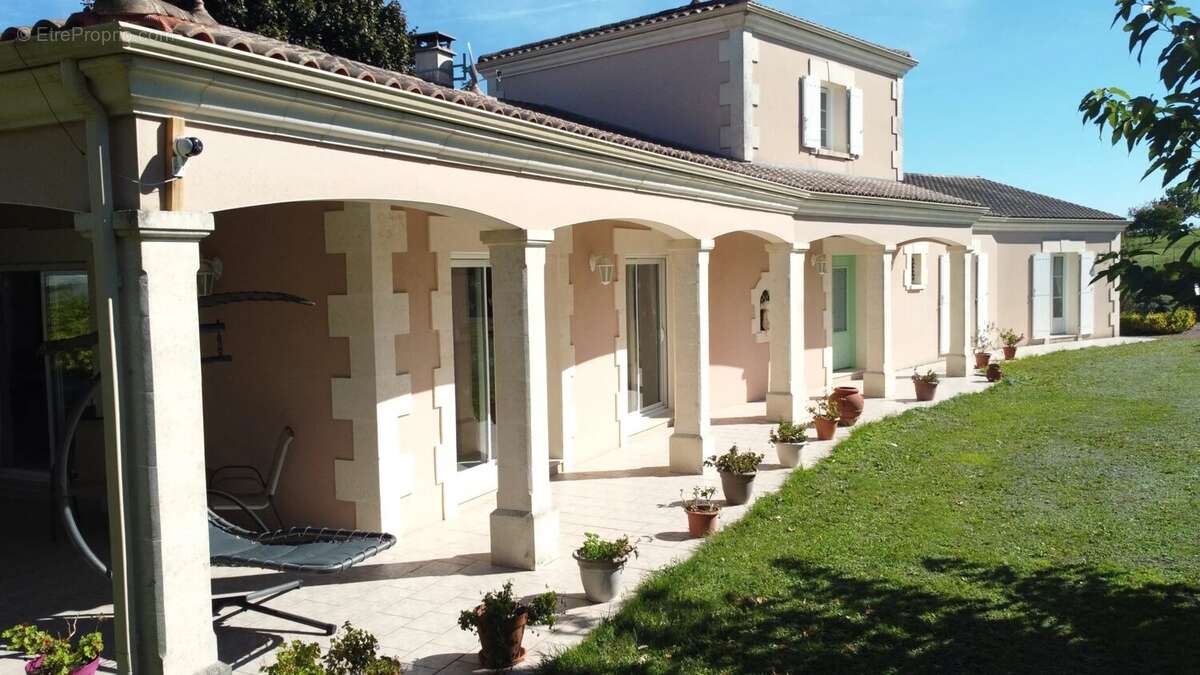 Maison à BECHERESSE