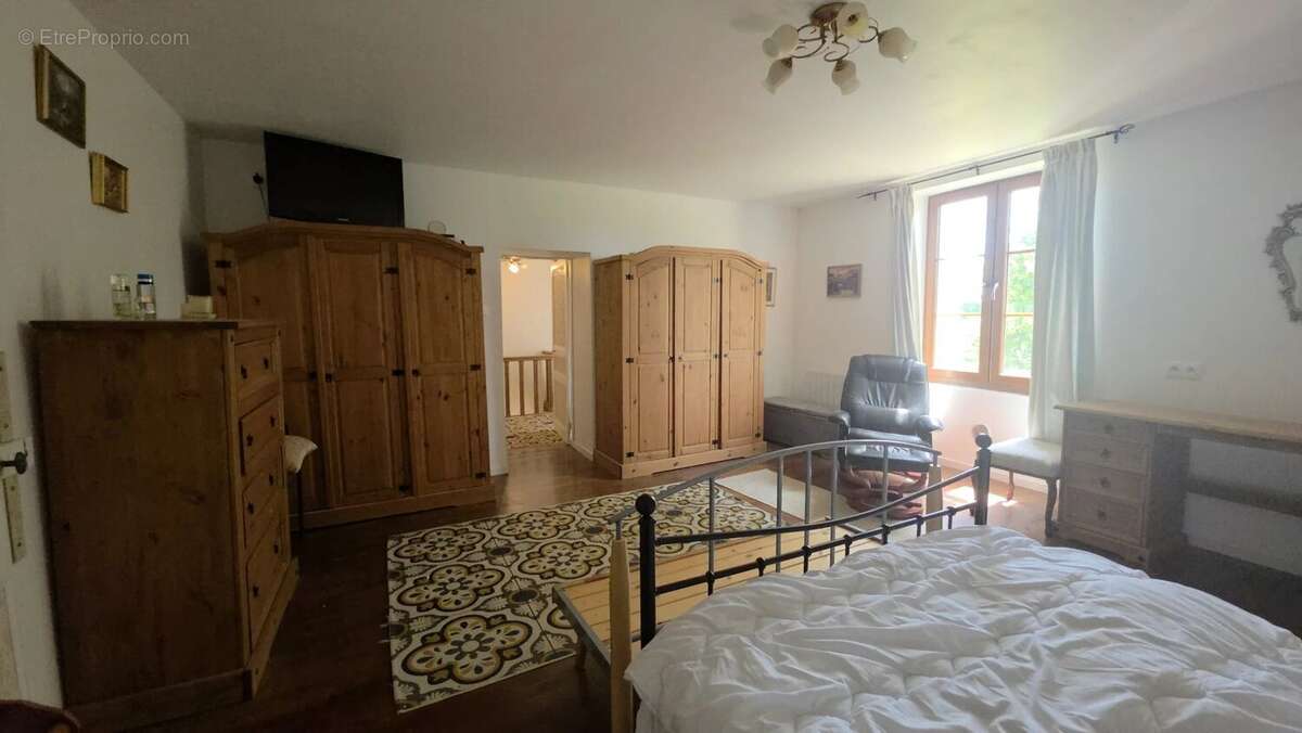 À vendre : maison de campagne 3 chambres et terrain - THIAT (87) - photo 13