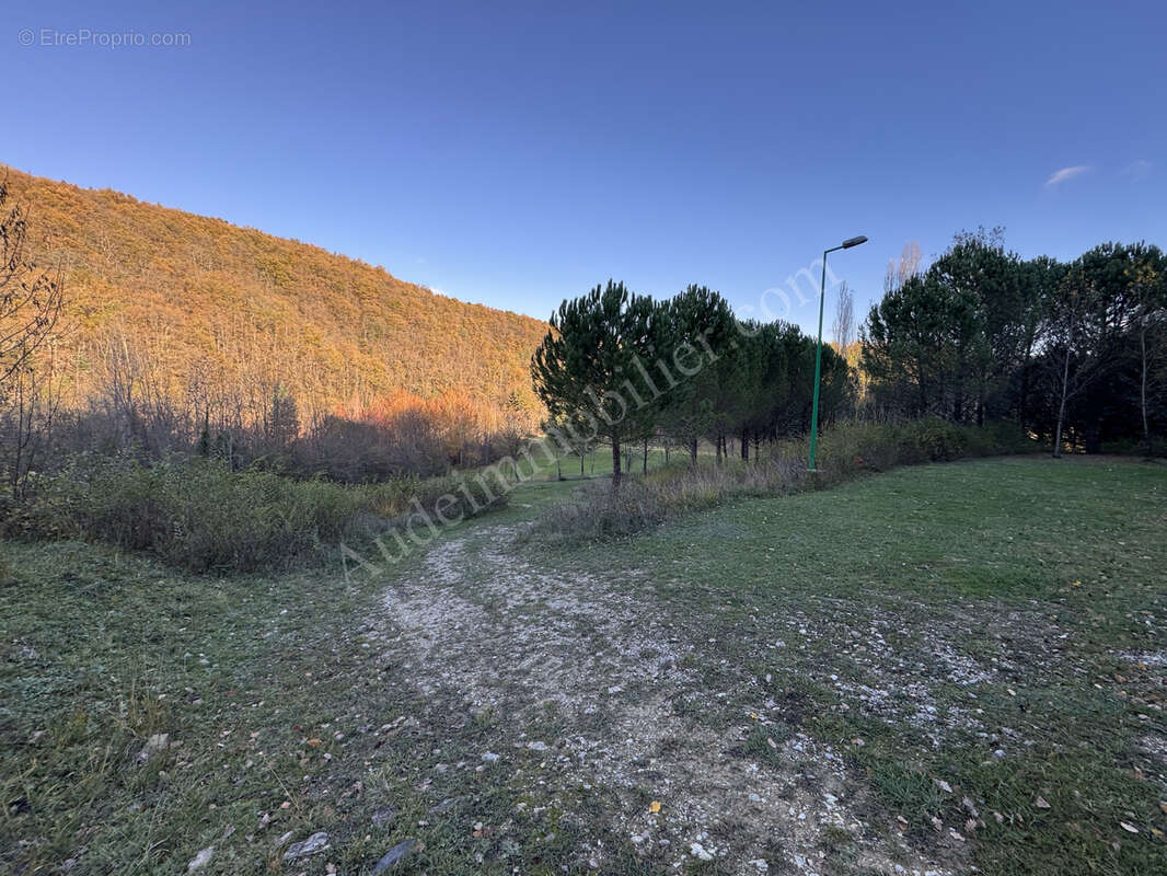 Propriété de 9,34 ha avec deux lacs - photo 15
