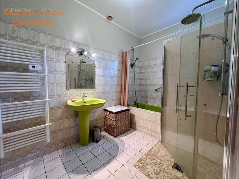 Maison à LIGNAN-SUR-ORB