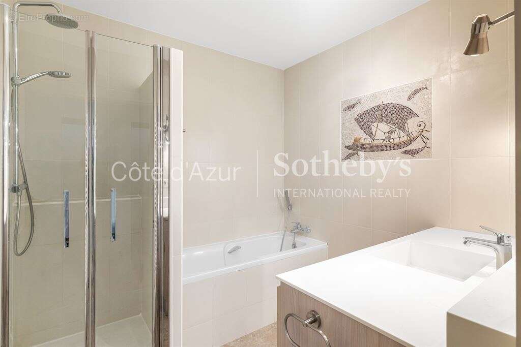 Nice Centre - Appartement 148 m² à rénover - Avenue Jean Médecin - photo 13