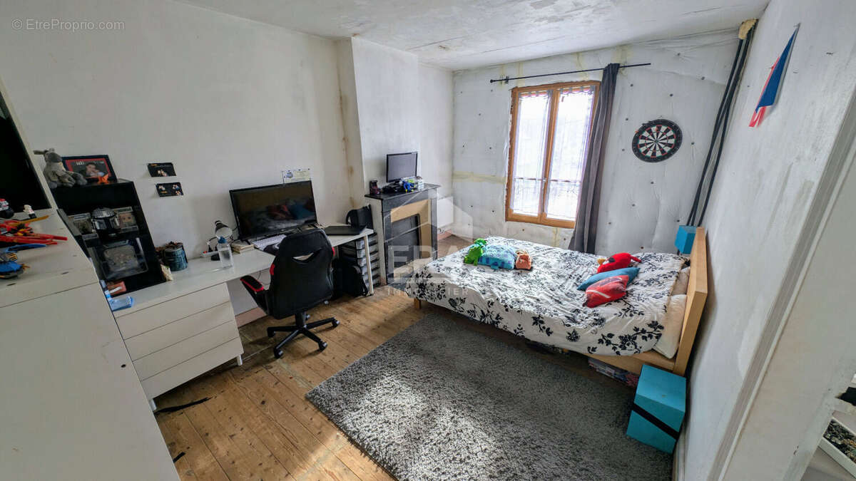 Maison à AUFFERVILLE