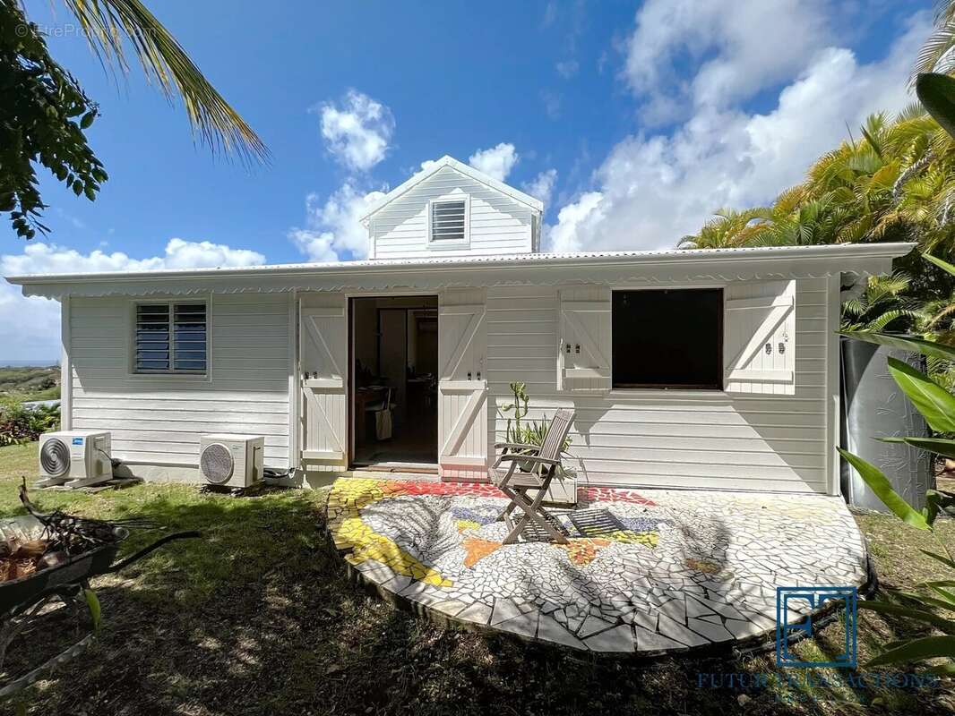 Maison à SAINTE-ANNE