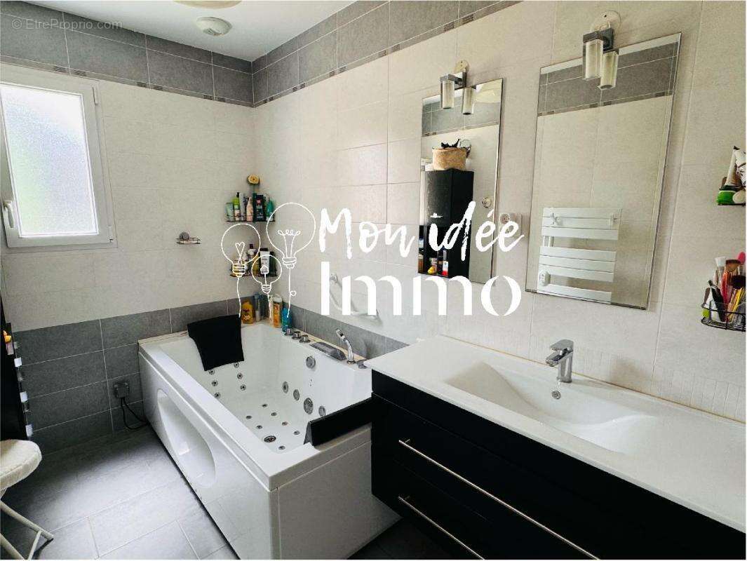 Maison à LA CHEVROLIERE