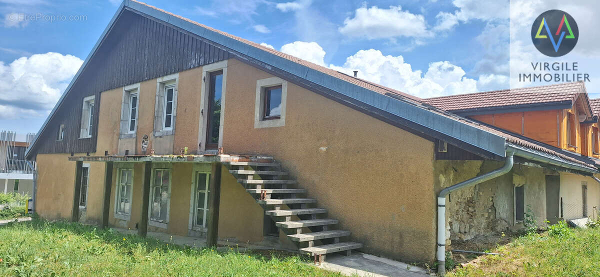 Maison de Village à rénover - photo 2