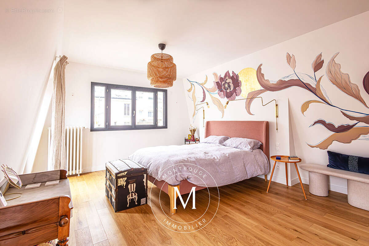 Maison à MONTROUGE