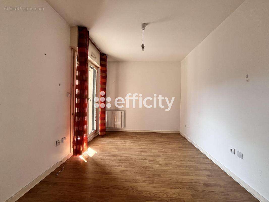Appartement à LYON-1E
