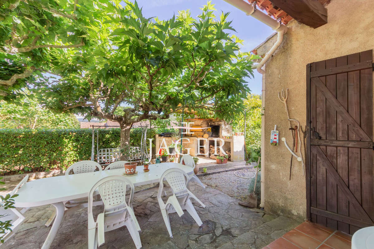 Maison à COGOLIN