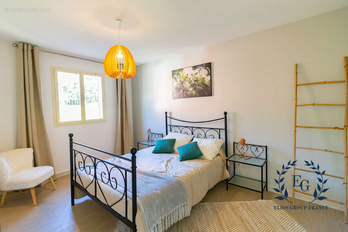 Maison à FLASSANS-SUR-ISSOLE