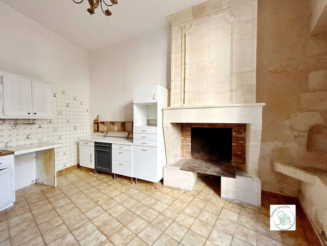 Maison à BOURG