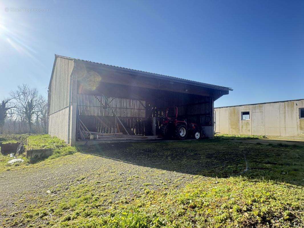 Maison à PONT-HEBERT