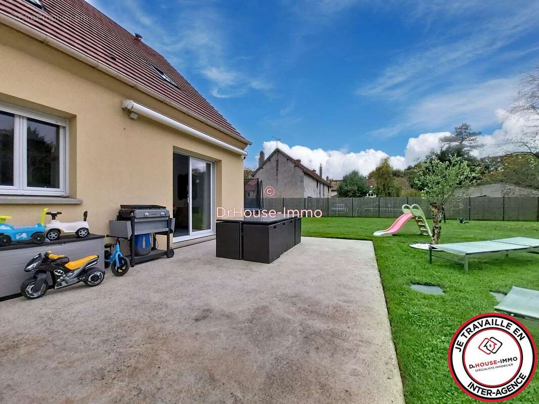 Maison à ABLIS