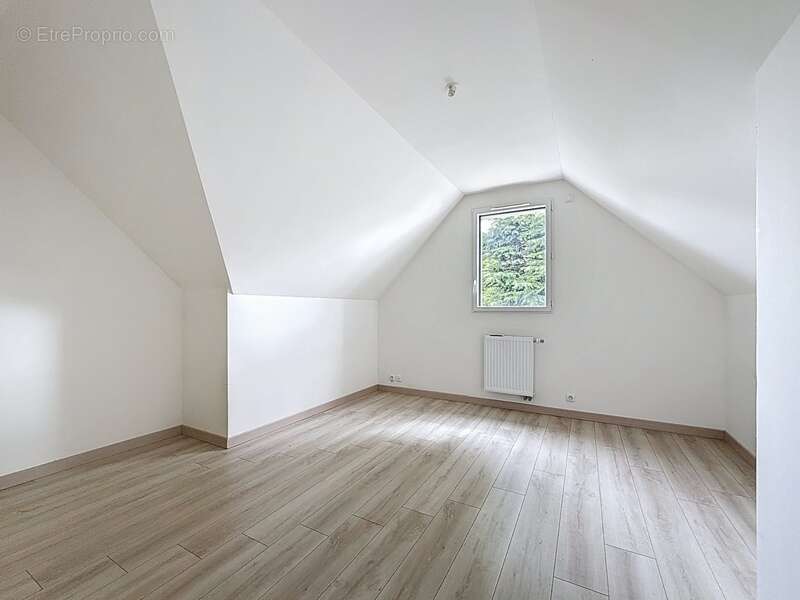 Maison à NOTRE-DAME-D&#039;OE