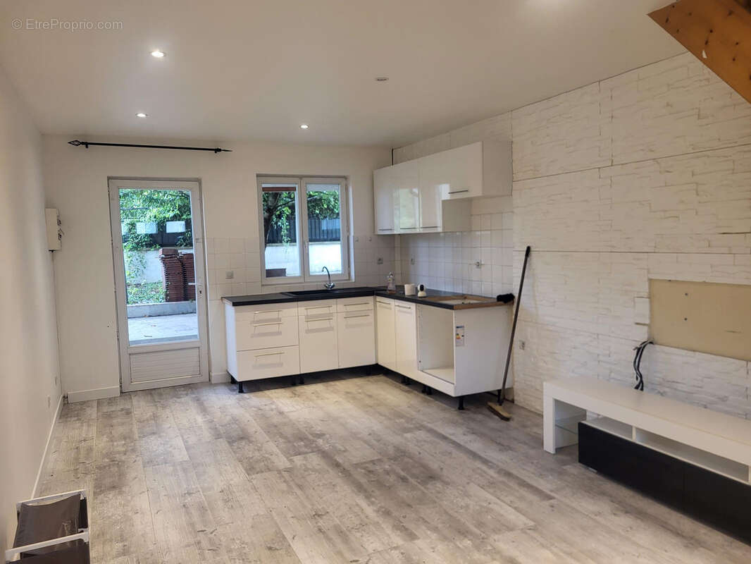 Maison à VILLETANEUSE