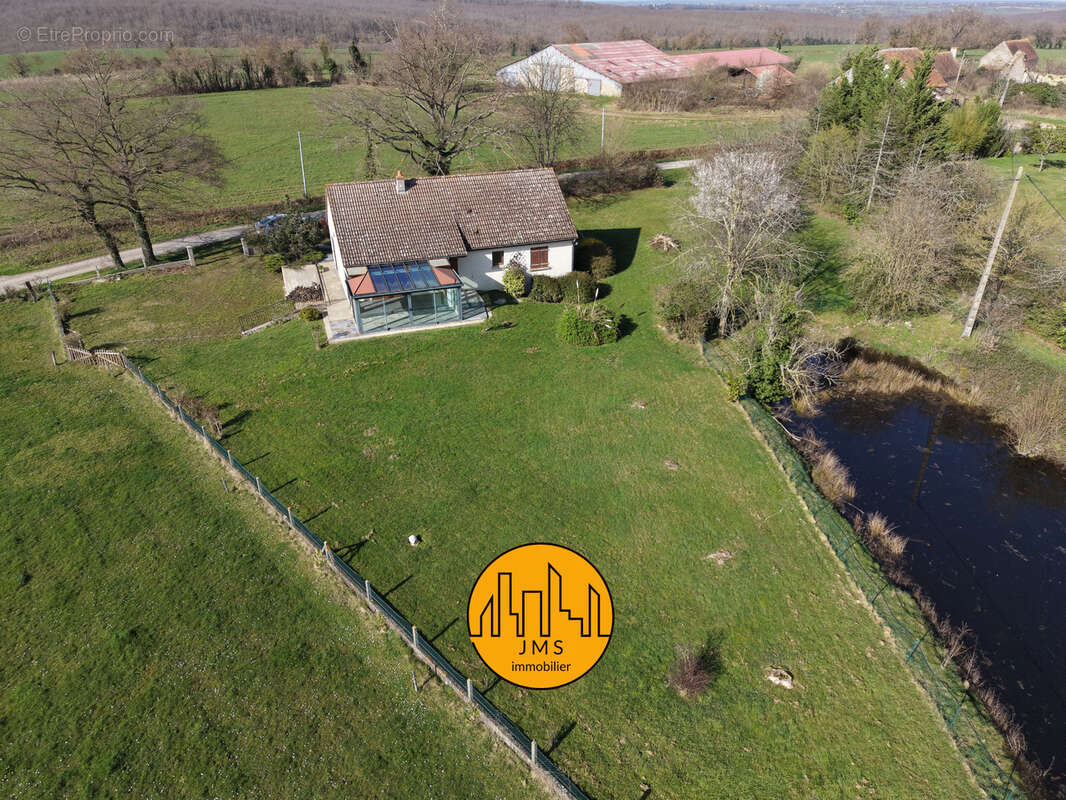 Maison à NOYANT-D'ALLIER