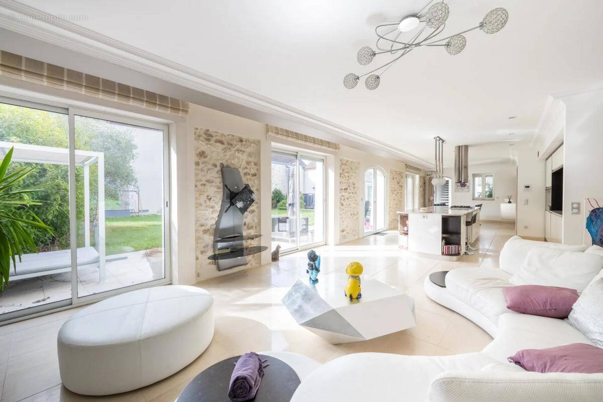 Maison à BREUIL-BOIS-ROBERT