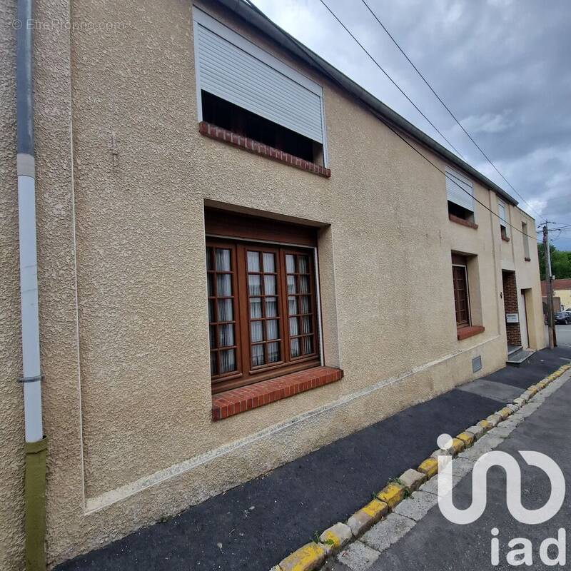 Photo 1 - Maison à HAULCHIN