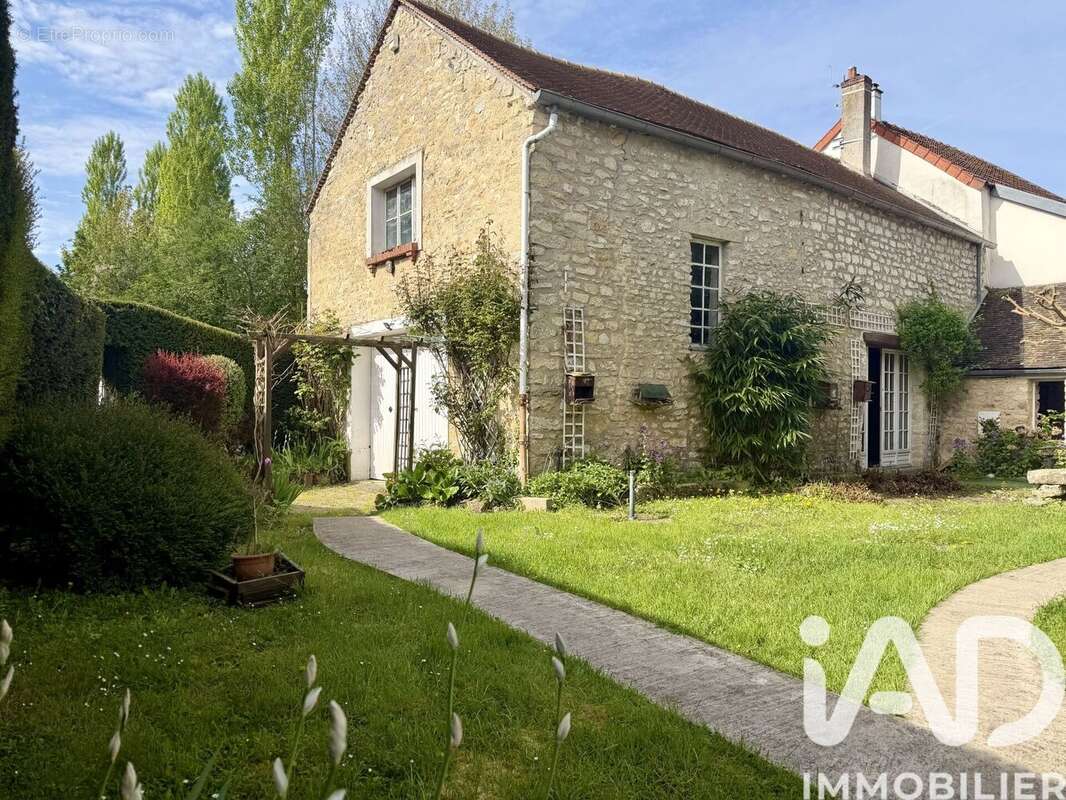 Photo 2 - Maison à SERAINCOURT